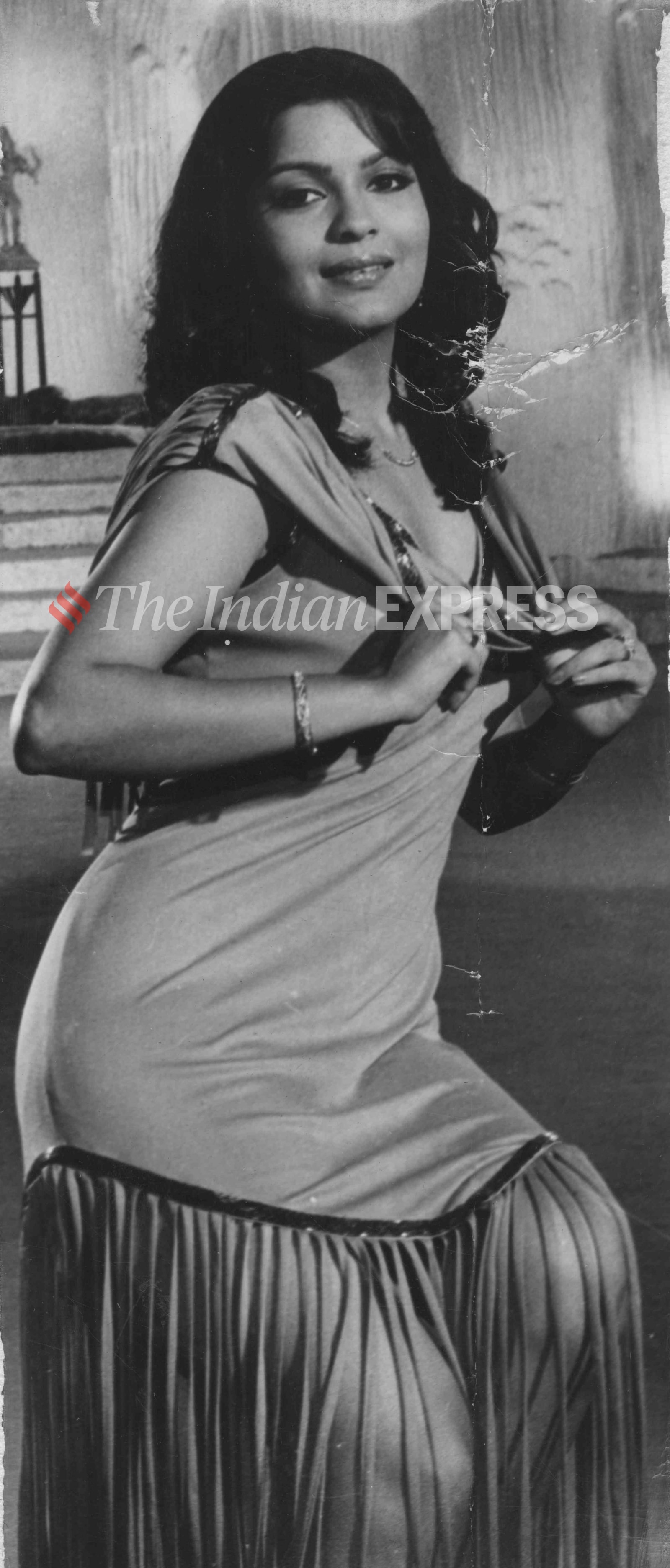 Age Of Zeenat Aman