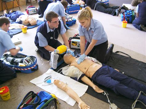 How Long Is Emt Training