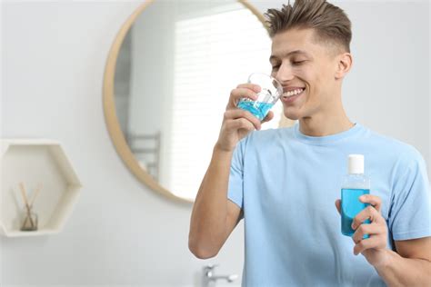 Rinsing Mouth With Hydrogen Peroxide