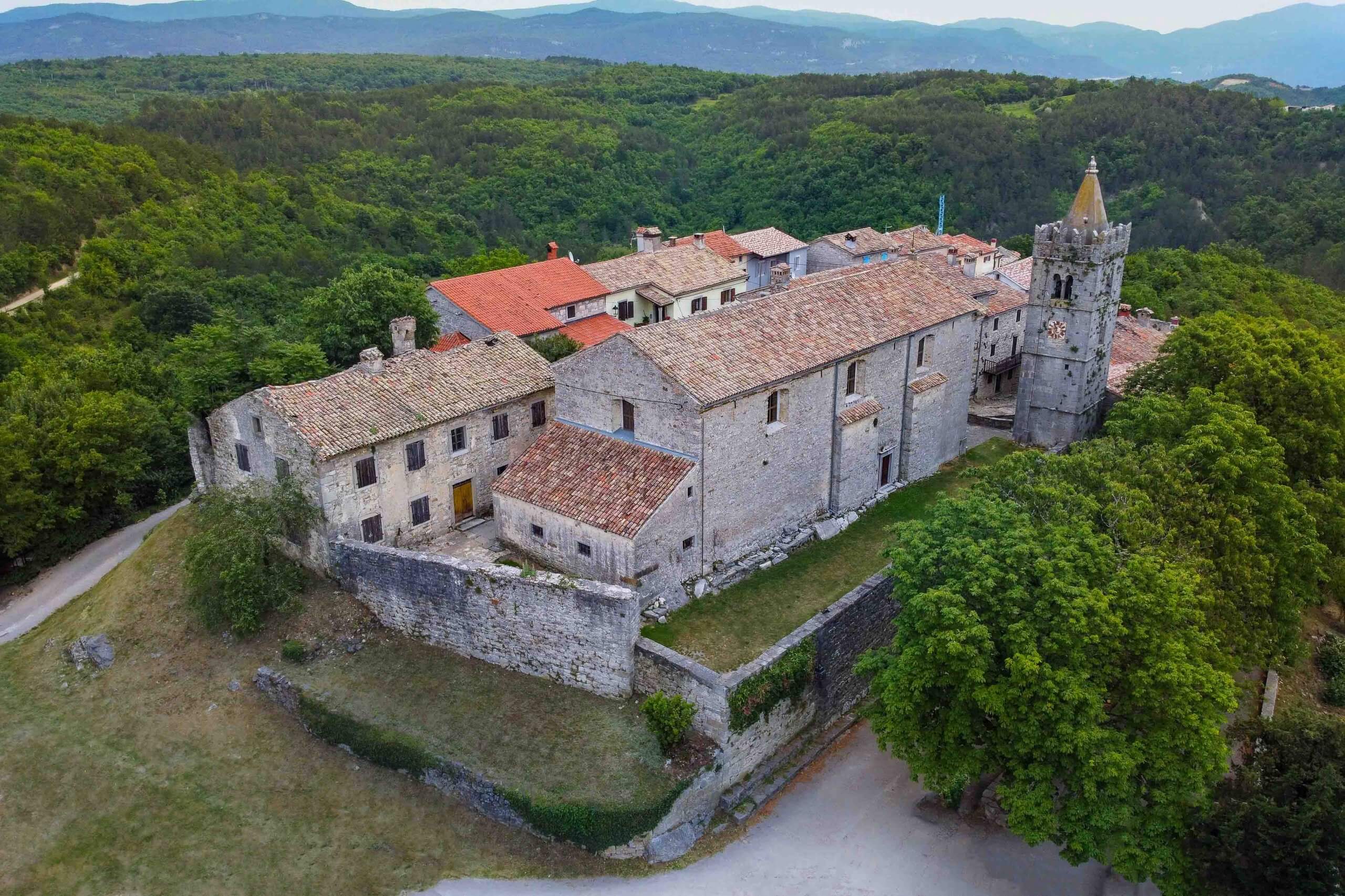 Hum: Discovering The Smallest City In The World By Area