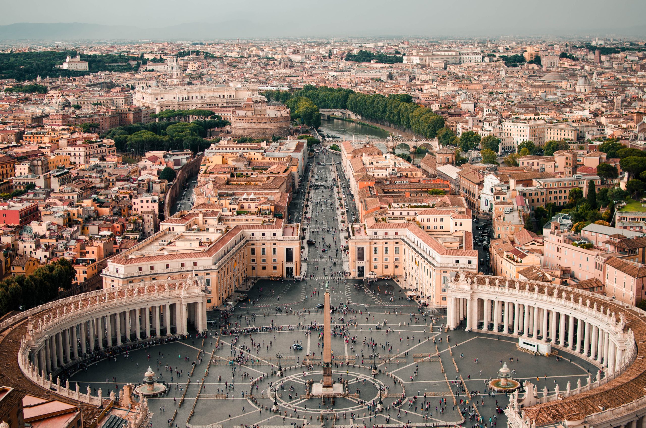 Vatican City: A Guide To The Smallest In The World Country