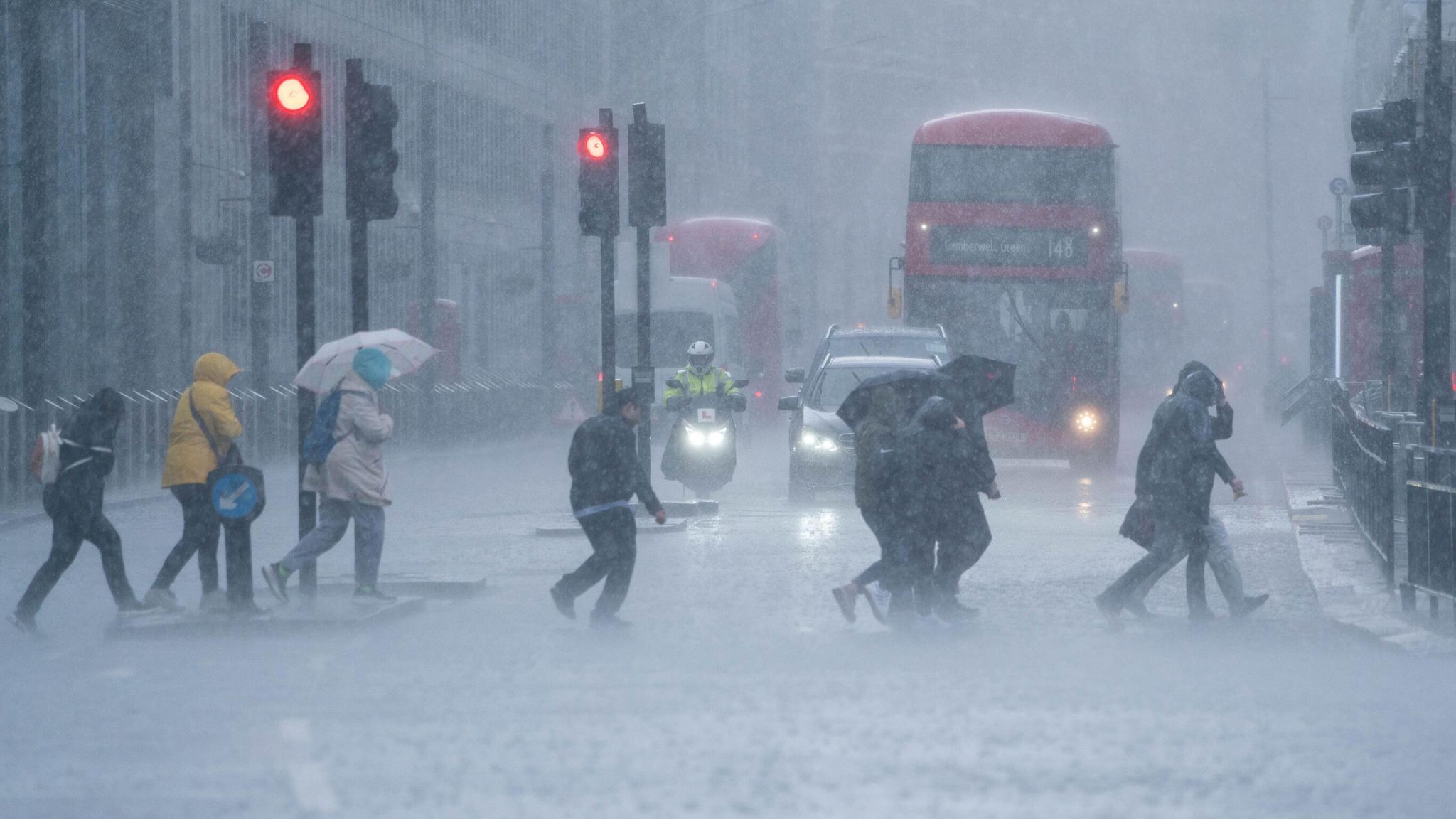 What Weather England Visitors Should Expect This Year