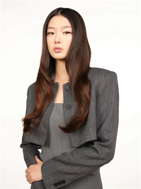 When Was Yoonchae Born