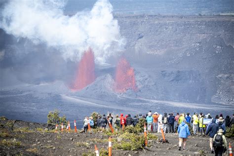 Where To See Volcanoes In Hawaii