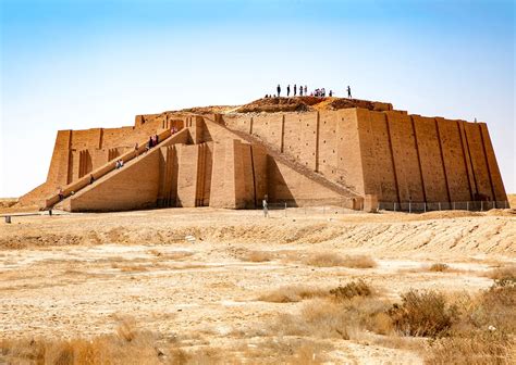 Who Built Ziggurat Of Ur