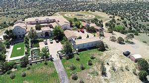 Who Built Zorro Ranch