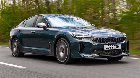 Who Designed Kia Stinger