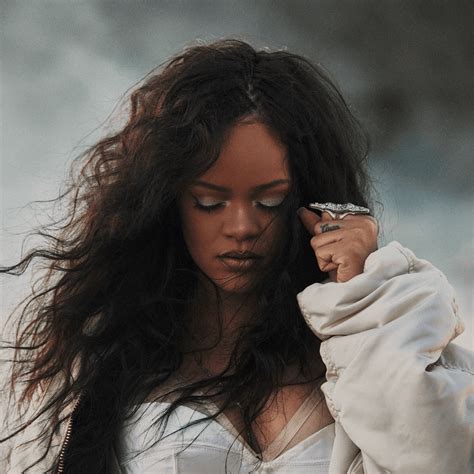Who Wrote Umbrella By Rihanna